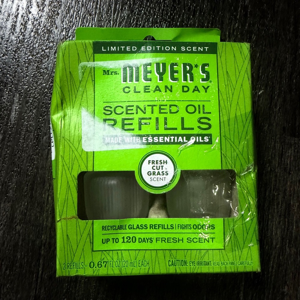 Mrs. Meyers Scented Oil Refills Unisex 2pk Green Fresh Cut Grass Limited Edition